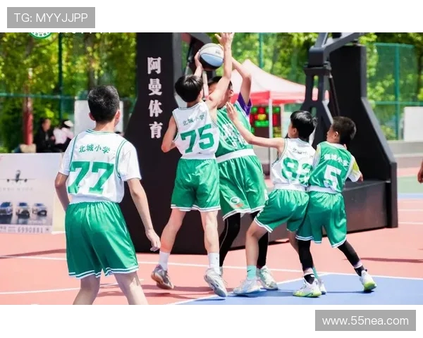 成都篮球队反击战术解析与未来发展展望