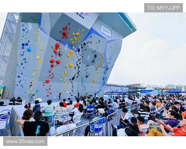 重庆攀岩队与广州攀岩队赛后复盘分析团队意识与战术执行的对比