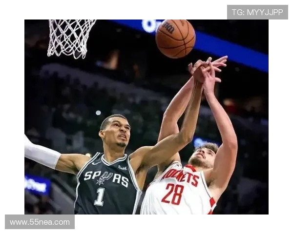 火箭鏖战马刺全场激烈新星崛起老将对决引爆球迷激情